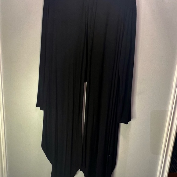 Black short back long front sweater - Picture 1 of 4